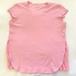 Lululemon T-shirt with mesh pleating